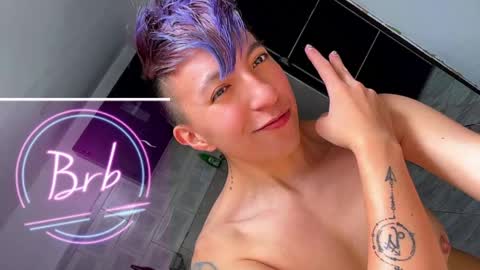 Snapshot of boy_trans chatting on 05-18-26, 04:07 Edward ftm trans queerslave online show from 05-18-26, 04:07