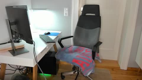 Julian online show from 03-13-26, 05:08