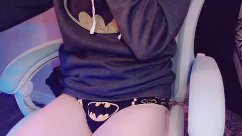 Snapshot of boycurious95 chatting on 12-30-24, 02:09 Atari online show from 12-30-24, 02:09