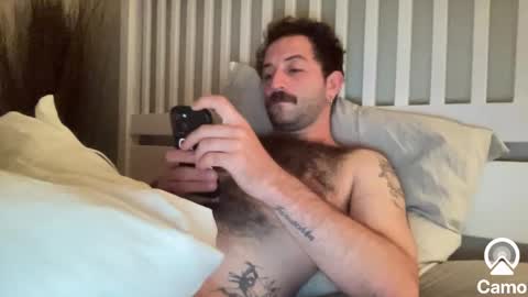 boyfriend_shrapnel online show from 09-10-25, 07:52