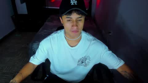 miguel  online show from 01-09-25, 02:33