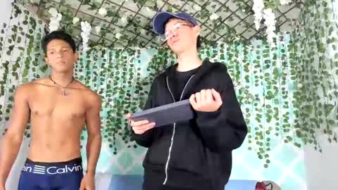 Snapshot of boys4hot_777 chatting on 03-03-25, 07:39 boys4hot_777 online show from 03-03-25, 07:39