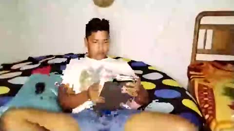 Snapshot of boysex1124 chatting on 12-08-24, 03:45 andrew online show from 12-08-24, 03:45