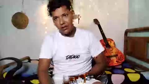 Snapshot of boysex1124 chatting on 02-04-25, 02:32 andrew online show from 02-04-25, 02:32