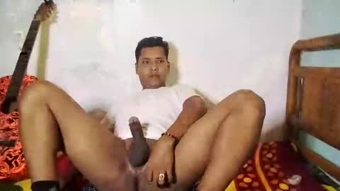 Snapshot of boysex1124 chatting on 03-07-25, 02:36 andrew online show from 03-07-25, 02:36