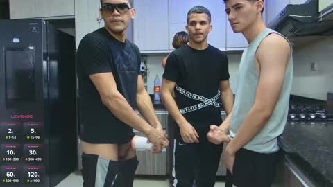 Snapshot of boysgang_sex chatting on 02-15-25, 02:44 Angelo Mark Fernando Taylor online show from 02-15-25, 02:44