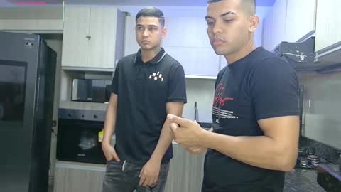 Angelo Mark Fernando Taylor online show from 12-17-25, 11:38