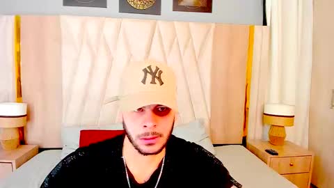 Mateo online show from 11-04-25, 02:54