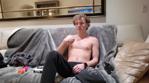 Snapshot of boyyhb chatting on 11-18-25, 01:59 Boyyhb online show from 11-18-25, 01:59