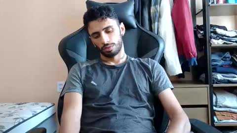 boyzinm2 online show from 03-08-26, 12:42