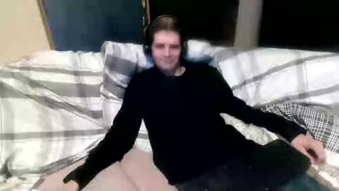 bponie1 online show from 10-18-25, 04:15