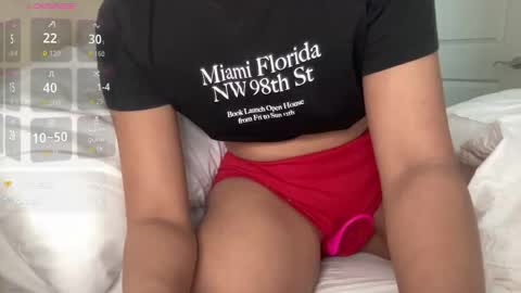 Snapshot of br0wn_baddie chatting on 03-02-26, 04:58 brown baddie online show from 03-02-26, 04:58