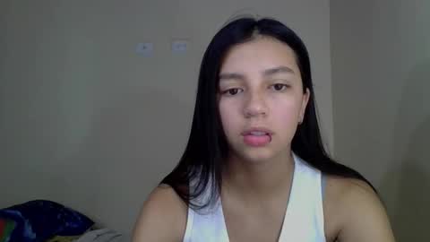 brad_and_emma293215 online show from 10-05-25, 07:34