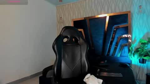 brad summer online show from 11-18-25, 05:28