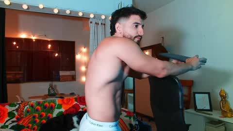 Snapshot of bradley_martinez chatting on 02-02-25, 01:02 Bradley Martinez online show from 02-02-25, 01:02