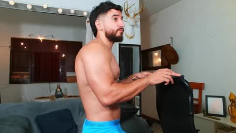 Snapshot of bradley_martinez chatting on 02-03-25, 10:54 Bradley Martinez online show from 02-03-25, 10:54