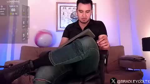Snapshot of bradleycolton chatting on 06-13-26, 03:21 Bradley Colton Independ Model online show from 06-13-26, 03:21