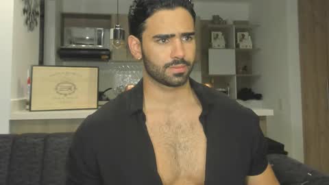 bradleymartin7 online show from 03-07-25, 11:38