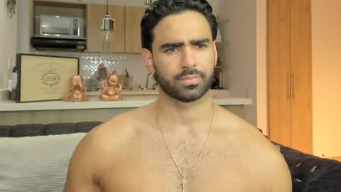 bradleymartin7 online show from 11-05-25, 11:38