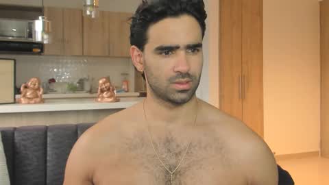 bradleymartin7 online show from 12-18-25, 09:10