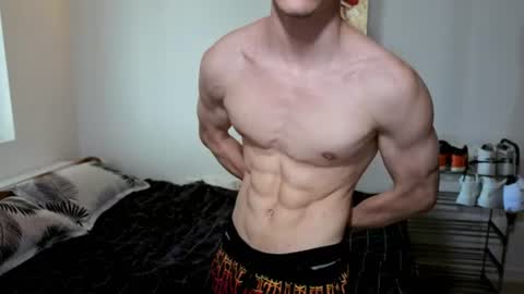 Snapshot of bradyflint chatting on 06-19-26, 06:07 BradyFlint online show from 06-19-26, 06:07