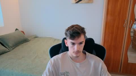 Snapshot of bradyflint chatting on 07-16-26, 10:32 BradyFlint online show from 07-16-26, 10:32