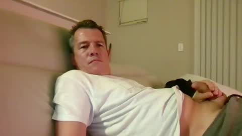 Snapshot of brafred1 chatting on 05-29-26, 05:49 brafred1 online show from 05-29-26, 05:49