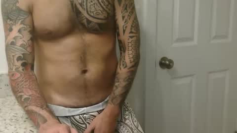 Snapshot of brahcuz chatting on 11-16-25, 07:47 Faka online show from 11-16-25, 07:47