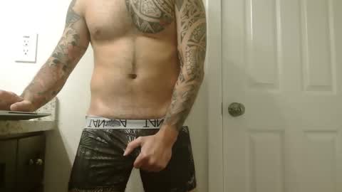 Snapshot of brahcuz chatting on 12-18-25, 02:39 Faka online show from 12-18-25, 02:39