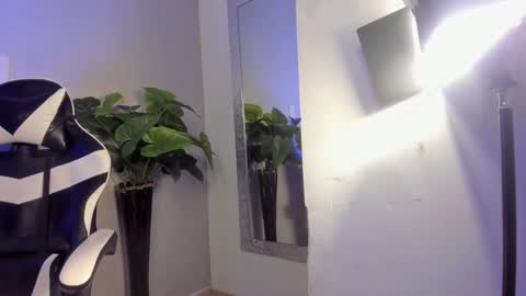 Brand  online show from 12-19-25, 09:27