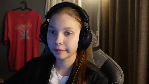 Alice online show from 11-11-25, 05:35