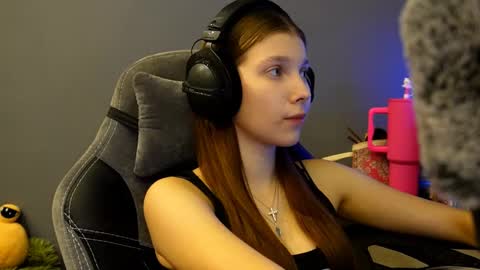 Alice online show from 12-20-25, 03:41