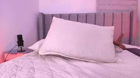 Snapshot of brandhy_velz chatting on 05-21-26, 11:50 Brandhy online show from 05-21-26, 11:50