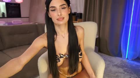 Snapshot of brandiloveee chatting on 01-11-25, 05:18 Brandi online show from 01-11-25, 05:18