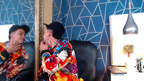 Snapshot of brandoncolee chatting on 01-23-25, 12:19 BrandonCole online show from 01-23-25, 12:19