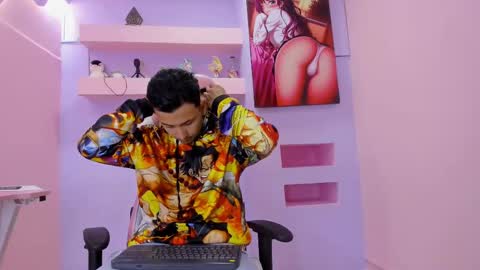 Snapshot of brandoncolee chatting on 02-05-25, 01:00 BrandonCole online show from 02-05-25, 01:00