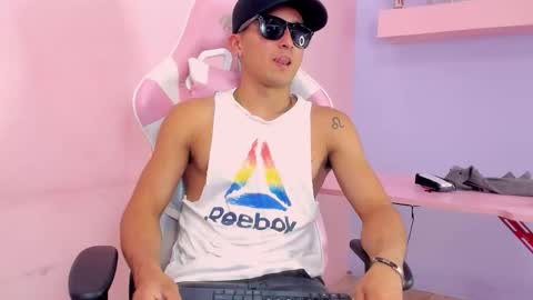 Snapshot of brandoncolee chatting on 01-13-26, 08:14 BrandonCole online show from 01-13-26, 08:14