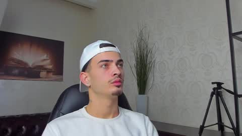 BrandonTateX online show from 12-18-24, 12:29