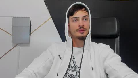 BrandonTateX online show from 04-01-26, 02:03