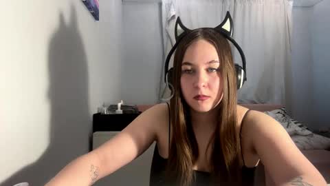 Snapshot of brandonwoodliff chatting on 03-04-26, 01:06 Eva online show from 03-04-26, 01:06