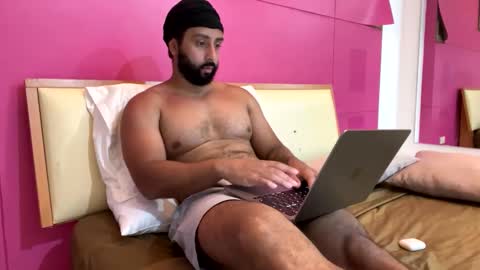 Daddy online show from 03-03-25, 07:10