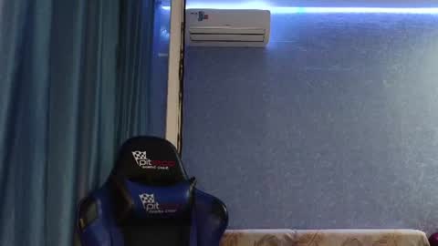 Belle  online show from 06-19-26, 04:44
