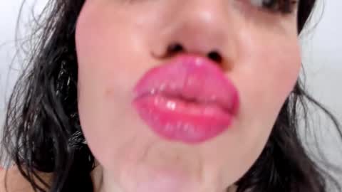 Snapshot of brandy_h69 chatting on 02-27-25, 01:48 brandy online show from 02-27-25, 01:48