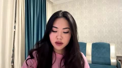 Aypril   online show from 10-13-25, 04:40