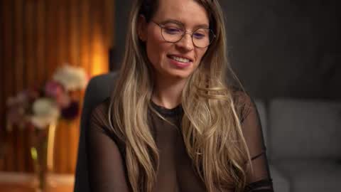 Snapshot of brandywhite chatting on 09-11-25, 05:40 Alex online show from 09-11-25, 05:40