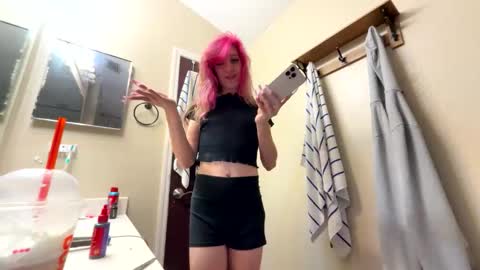 bray19509 online show from 12-19-25, 05:53