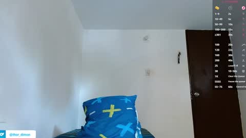 Snapshot of bray_hotboy chatting on 07-04-26, 04:35 Bray Hotboy online show from 07-04-26, 04:35