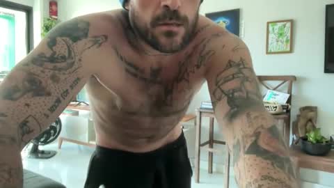 LostAndFoundinBrazil online show from 09-26-25, 07:29