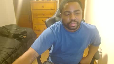 Snapshot of breadw1nnah chatting on 11-08-25, 08:03 Breadw1nnah online show from 11-08-25, 08:03