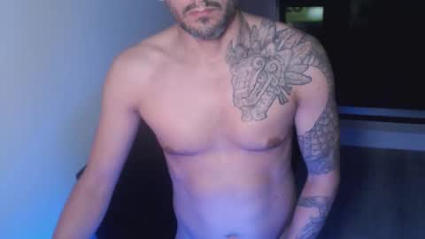 Snapshot of break_dusk chatting on 05-17-26, 01:36 break_dusk online show from 05-17-26, 01:36